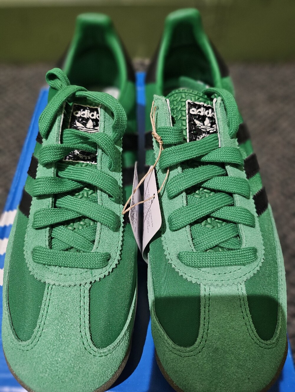 Adidas Green Suede & Nylon Sneakers with Black Stripes 5.5M/6.5W